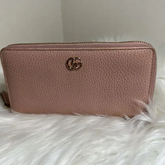💯 Authentic Gucci GG Long Zipped Around Leather Wallet 🍀 - Picture 7 of 15